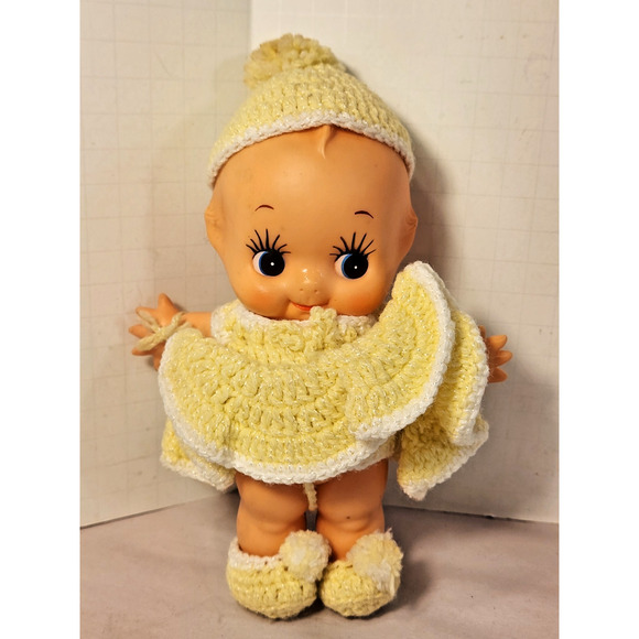 vintage Cute Kewpie Cupie Doll 7" Dressed in Yellow Crocheted dress Korea - Picture 1 of 8